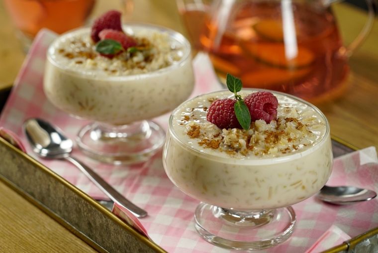 Así se hace hoy un buen arroz con leche.