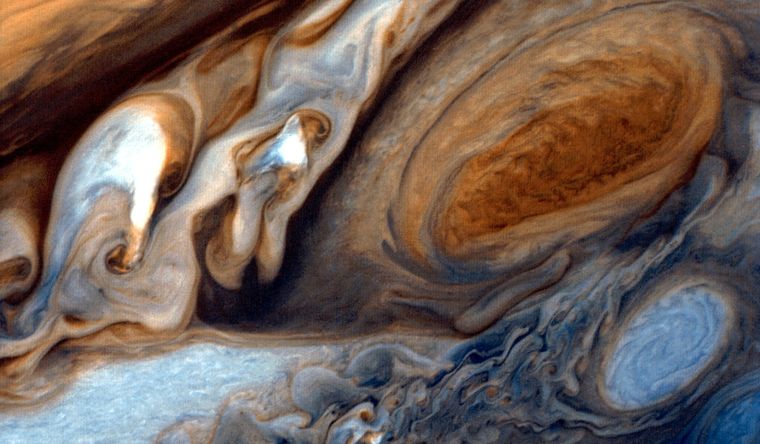 Imagen obtenida por la Voyager 1 de la Gran Mancha Roja de Júpiter en 1979. Foto: Wikipedia.
