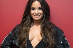 Foto: https://www.latimes.com/espanol/entretenimiento/articulo/2021-04-08/demi-lovato-no-deja-rincon-de-su-vida-sin-revelar-en-sus-ultimas-confesiones