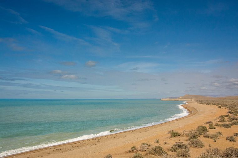 Estas imponentes playas se pueden visitar en la Patagonia Foto: Ruta Natural