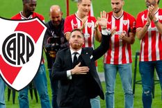 El volante vasco tuvo su merecida despedida luego de estar toda su carrera en el Athletic Club. Foto: EFE El volante vasco tuvo su merecida despedida luego de estar toda su carrera en el Athletic Club. Foto: EFE