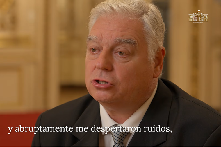 Arturo Larrabure, el hijo de un militar asesinado por la guerrilla que brindó su testimonio para el documental del Gobierno. Arturo Larrabure, el hijo de un militar asesinado por la guerrilla que brindó su testimonio para el documental del Gobierno.