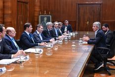 Luis Caputo recibió a los principales supermercadistas del país Foto: Economía