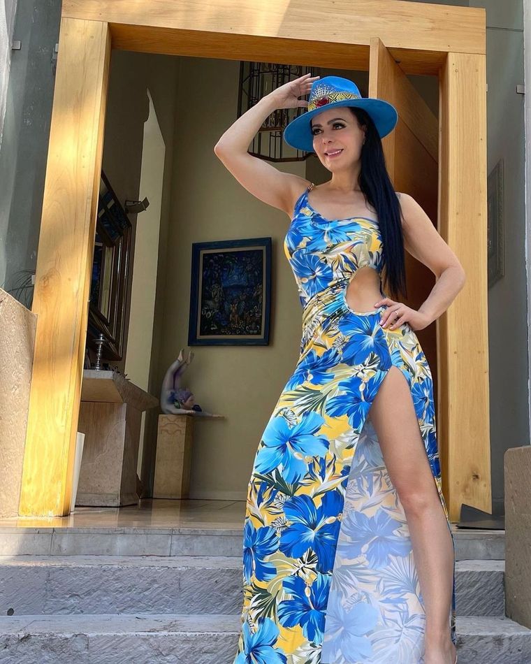 Maribel Guardia, caribeña de pura cepa, nos muestra cómo llevar un jumpsuit de manera correcta Foto: Instagram