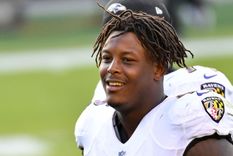 Jaylon Ferguson tenía 26 años, jugaba en los Ravens y era padre de tres niños menores de 5 años.