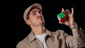 Agustín Saitta se presenta en el Teatro Independencia con su espectáculo de magia.&nbsp;