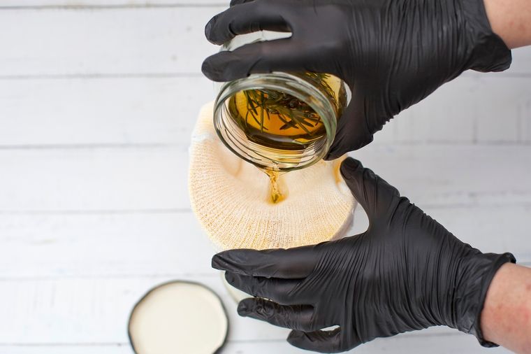 Los clavos de olor son indispensables para realizar este repelente casero Foto: Shutterstock