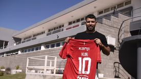 El Kun Agüero se mete en las elecciones de Independiente. El exdelantero confirmó que acompañará a Luciano Nakis en la Lista Roja y explicó qué rol tendría si ganan los comicios. El Kun Agüero se mete en las elecciones de Independiente. El exdelantero confirmó que acompañará a Luciano Nakis en la Lista Roja y explicó qué rol tendría si ganan los comicios.
