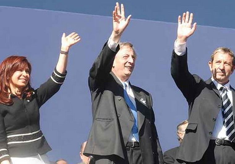Cristina, Néstor y Cobos, en el acto del 25 de mayo de 2007.