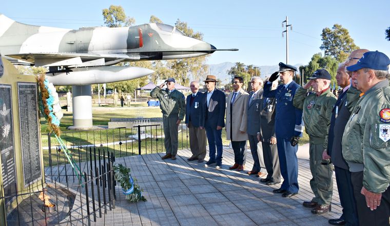 La IV Brigada de la Fuerza Aérea conmemoró un nuevo Bautismo de Fuego de su institución.&nbsp;