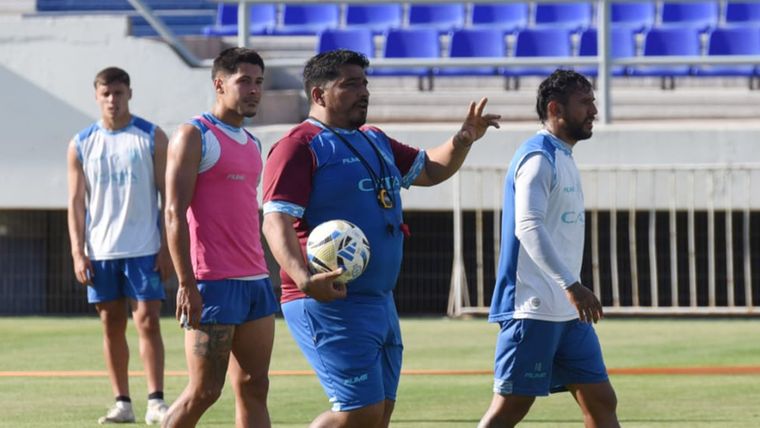 El Turco Asad asumió formalmente como técnico de Godoy Cruz