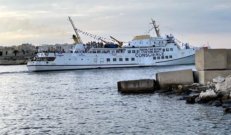 El barco 'Conscience', miembro de una flotilla que navega rumbo a Gaza. Foto Dpa El barco 'Conscience', miembro de una flotilla que navega rumbo a Gaza. Foto Dpa