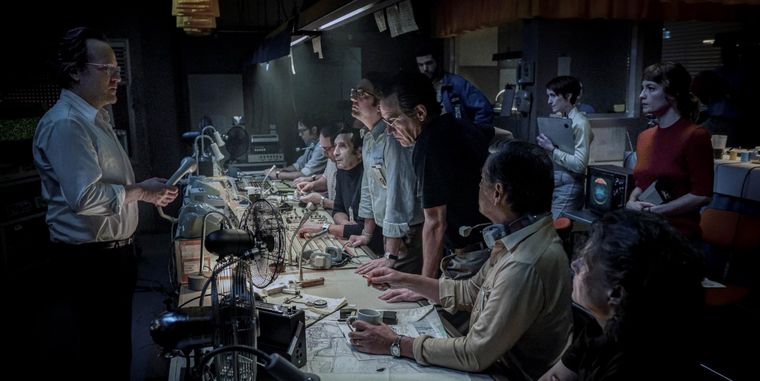 La película trata sobre uno de los momentos más trágicos de los Juegos Olímpicos de Múnich en 1972. La película trata sobre uno de los momentos más trágicos de los Juegos Olímpicos de Múnich en 1972.