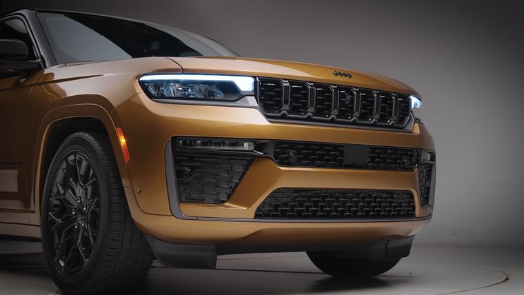 La Jeep Grand Cherokee 2023 estará en la subasta. La Jeep Grand Cherokee 2023 estará en la subasta.