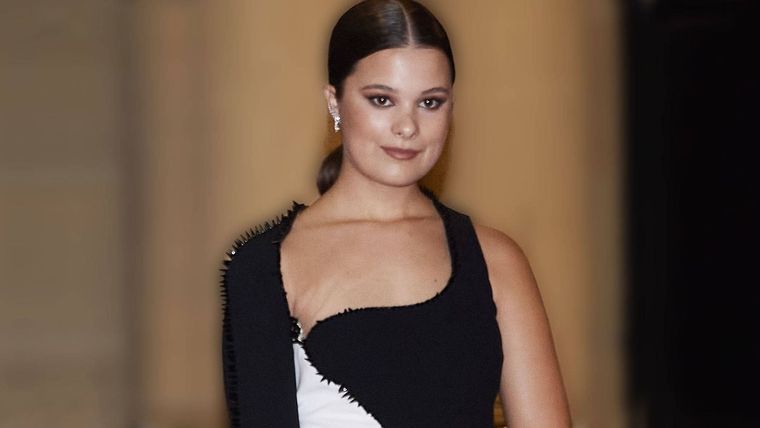 Foto: https://www.vanitatis.elconfidencial.com/famosos/2020-09-23/manuela-sanz-perfil-estrella-disenadora-alfombra-roja_2758323/