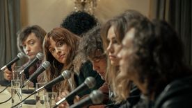 La miniserie se ambienta en la escena musical de los 70.&nbsp;