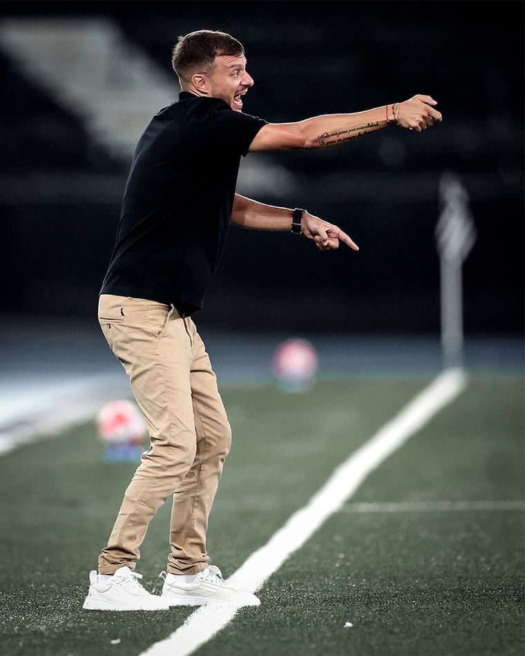 Botafogo viene de despedir a Martín Anselmi. Botafogo viene de despedir a Martín Anselmi.