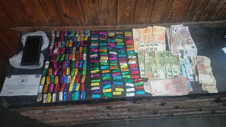 Se incautaron más de 200 envoltorios con cocaína Foto: Ministerio de Seguridad de Mendoza