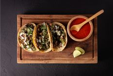 Tacos de suadero Una receta clásico de la cocina de México Foto: Shutterstock