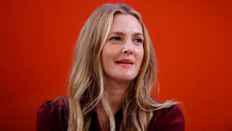 Drew Barrymore se las vio conun acosador mientras hacía una entrevista Foto: Drew Barrymore / Instagram