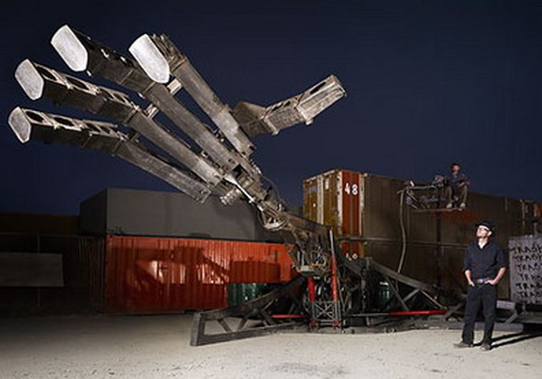 Hand of man y su poder destructivo.