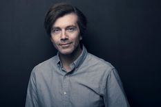 nuestra vision del mundo esta distorsionada por los mapas que ponen a europa y ee.uu. en la cima. en realidad, no hay ni arriba ni abajo nuestra vision del mundo esta distorsionada por los mapas que ponen a europa y ee.uu. en la cima. en realidad, no hay ni arriba ni abajo