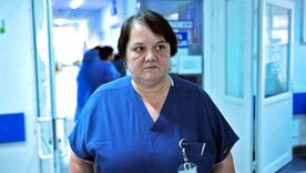 La cirujana Oana Goidescu estaba de turno cuando su hospital sufrió el ciberataque. La cirujana Oana Goidescu estaba de turno cuando su hospital sufrió el ciberataque.