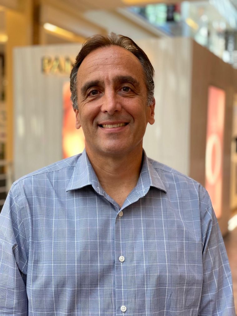 Pablo Peralta Ramos, Director de Fortín Maure. Pablo Peralta Ramos, Director de Fortín Maure.