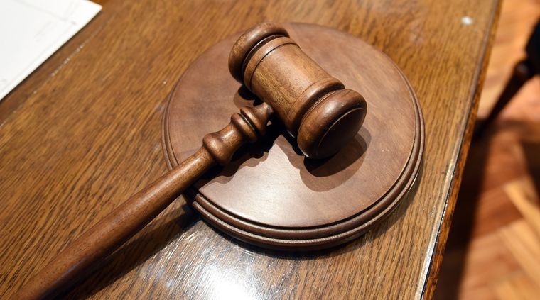 El juez Gustavo Hornos pretende llevar a juicio a empresarios y ex funcionarios menemistas por un escándalo muy viejo. Foto: ALF PONCE MERCADO / MDZ