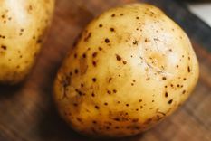 Las papas son fáciles de cultivar y capaces de almacenarse durante muchos meses. Foto: Pexels.com