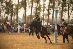 Las jineteadas es uno de los momentos más esperados de la Fiesta de la Ganadería.