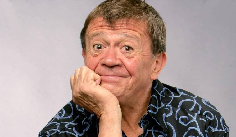 Chabelo falleció por complicaciones abdominales, según informó su familia.