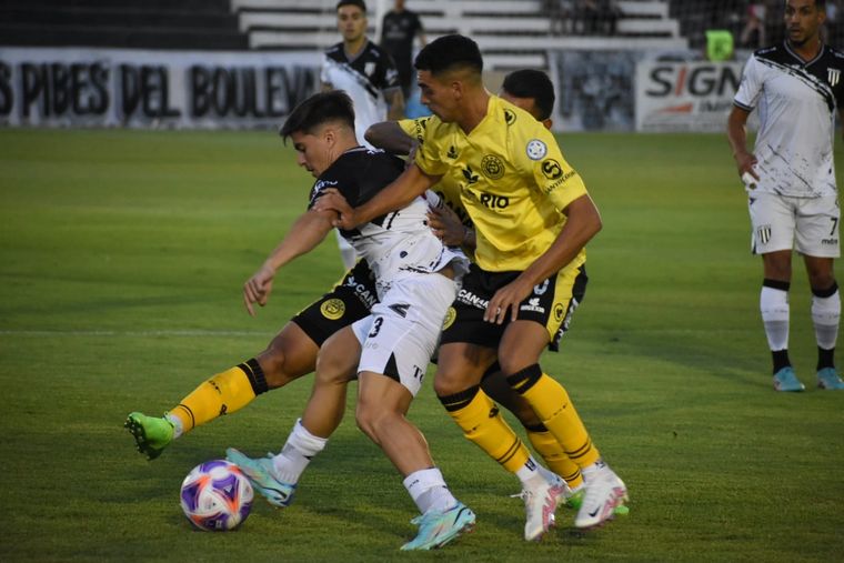 Gimnasia y Flandria empataron 0-0. Foto: Gimnasia de Mendoza
