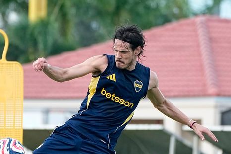 A Cavani lo quieren de regreso en el fútbol uruguayo. A Cavani lo quieren de regreso en el fútbol uruguayo.