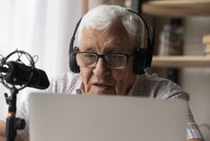 Inauguran la primera plataforma multimedia creada por y para adultos mayores. Foto: Shutterstock Inauguran la primera plataforma multimedia creada por y para adultos mayores. Foto: Shutterstock