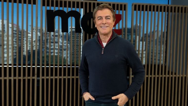 Gabriel Corrado cuenta con una extensa trayectoria en cine, teatro, televisión, producción y conducción.