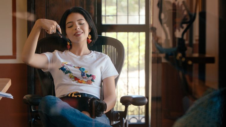 Ángela Aguilar es una amante de los animales como su padre, Pepe Aguilar.
