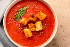 sopa fria de tomate casera: la receta infaltable del verano
