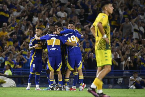 Un jugador de Boca podría emigrar a lso Emiratos Árabaes. Un jugador de Boca podría emigrar a lso Emiratos Árabaes.