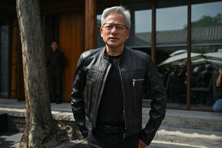 "Nuestro principal objetivo es simplemente apoyarlos", dijo Jensen Huang, fundador de Nvidia, refiriéndose a OpenAI.