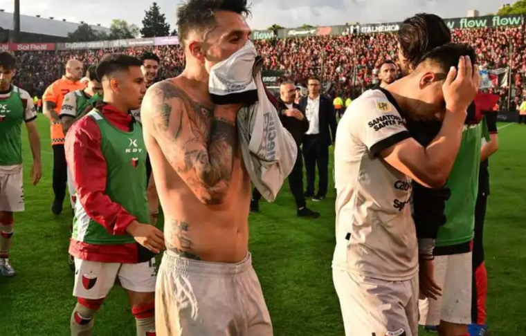 AFA tratará el pedido de anulación del descenso realizado por Colón. Foto: Télam