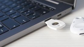 Llaves de seguridad por hardware: qué son, cómo funcionan y por qué protegen mejor que un SMS Llaves de seguridad por hardware: qué son, cómo funcionan y por qué protegen mejor que un SMS
