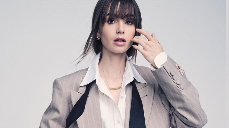 Lily Collins El detrás de su flequillo bob Foto: Fuente: Imagen / @vmagazine