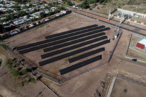 El parque solar ya está operativo y su producción eléctrica impactará de forma directa en las cuentas municipales y en servicios para los vecinos. El parque solar ya está operativo y su producción eléctrica impactará de forma directa en las cuentas municipales y en servicios para los vecinos.