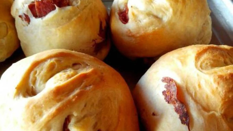 Muchas versiones de esta receta usan distintos fiambres. Muchas versiones de esta receta usan distintos fiambres.