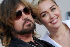 Foto: https://www.tuenlinea.com/noticias/miley-cyrus-se-hizo-tatuaje-en-honor-a-su-papa-billy-ray-cyrus/
