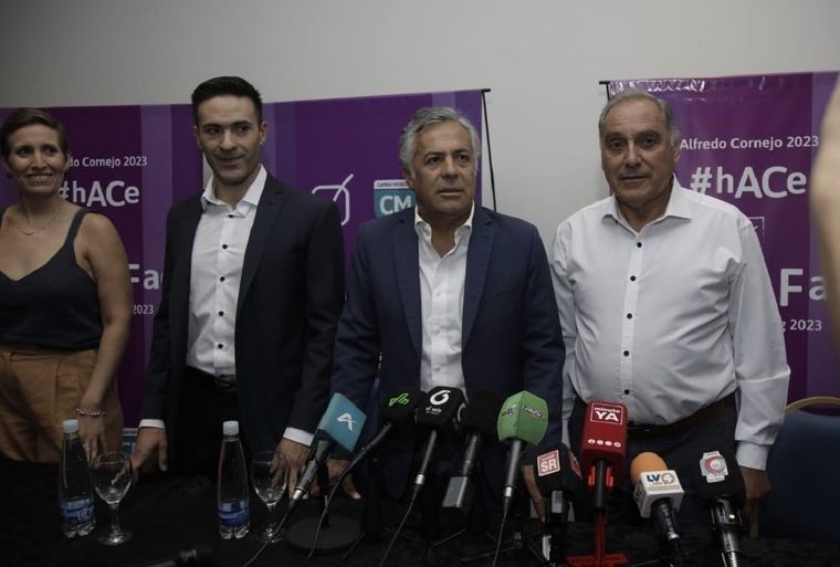 Foto: Twitter Alfredo Cornejo