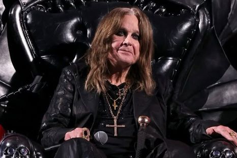 Profundo dolor. Foto: Instagram/ @ozzyosbourne. Profundo dolor. Foto: Instagram/ @ozzyosbourne.