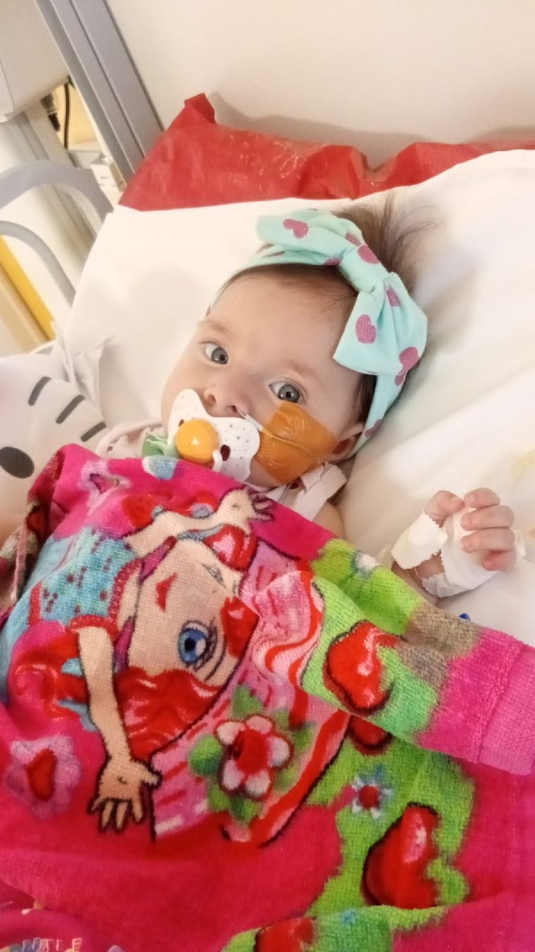 Emma se encuentra en la lista de espera para un trasplante de corazón