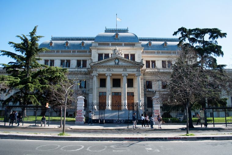 La legislatura bonaerense dio una salida salomónica a la ampliación de los plazos electorales en la provincia de Buenos Aires Foto: MDZ archivo